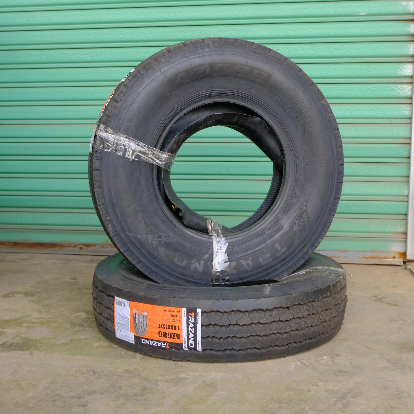 AZ686 7.00R15