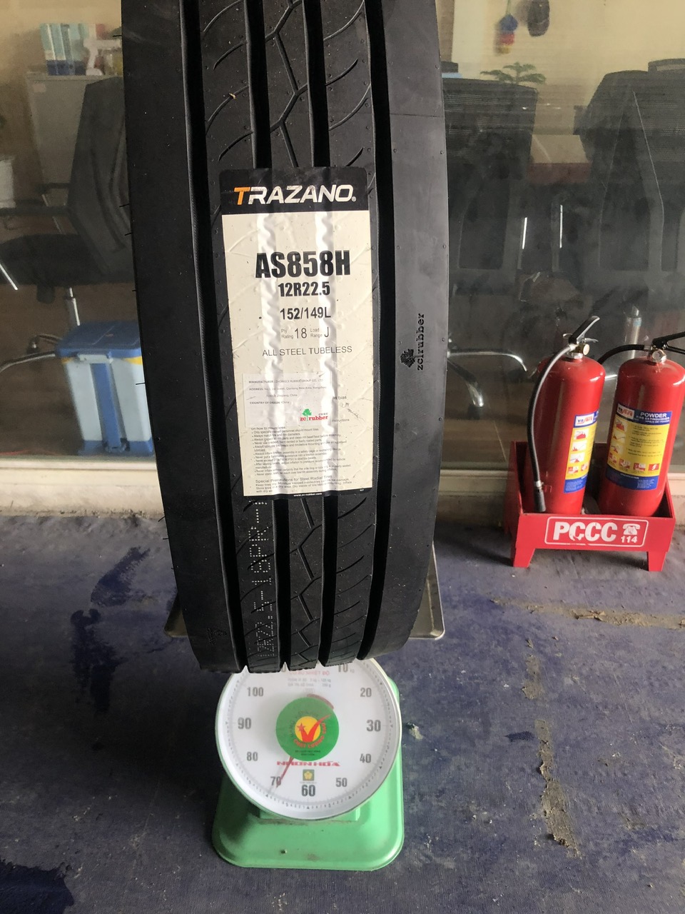 AS858 12R22.5