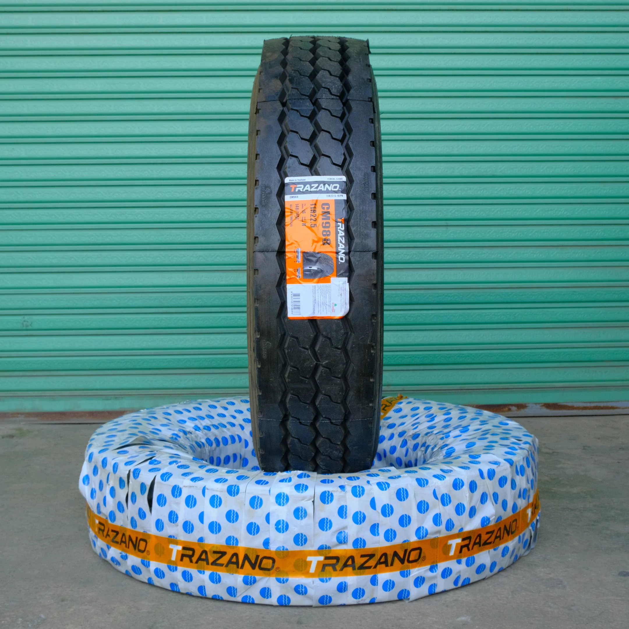 CM988 11R22.5
